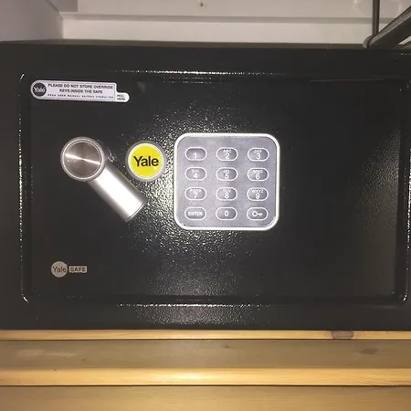 Bed & Breakfast The Glen Farmhouse 4*