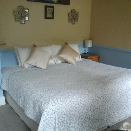 The Glen Farmhouse Bed & Breakfast Glenflesk